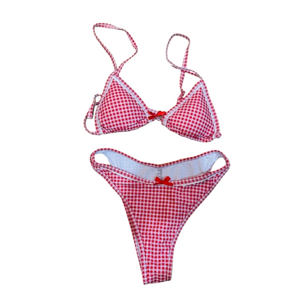 Red and white pinup style gingham bikini set with lace trim and bow details NEW